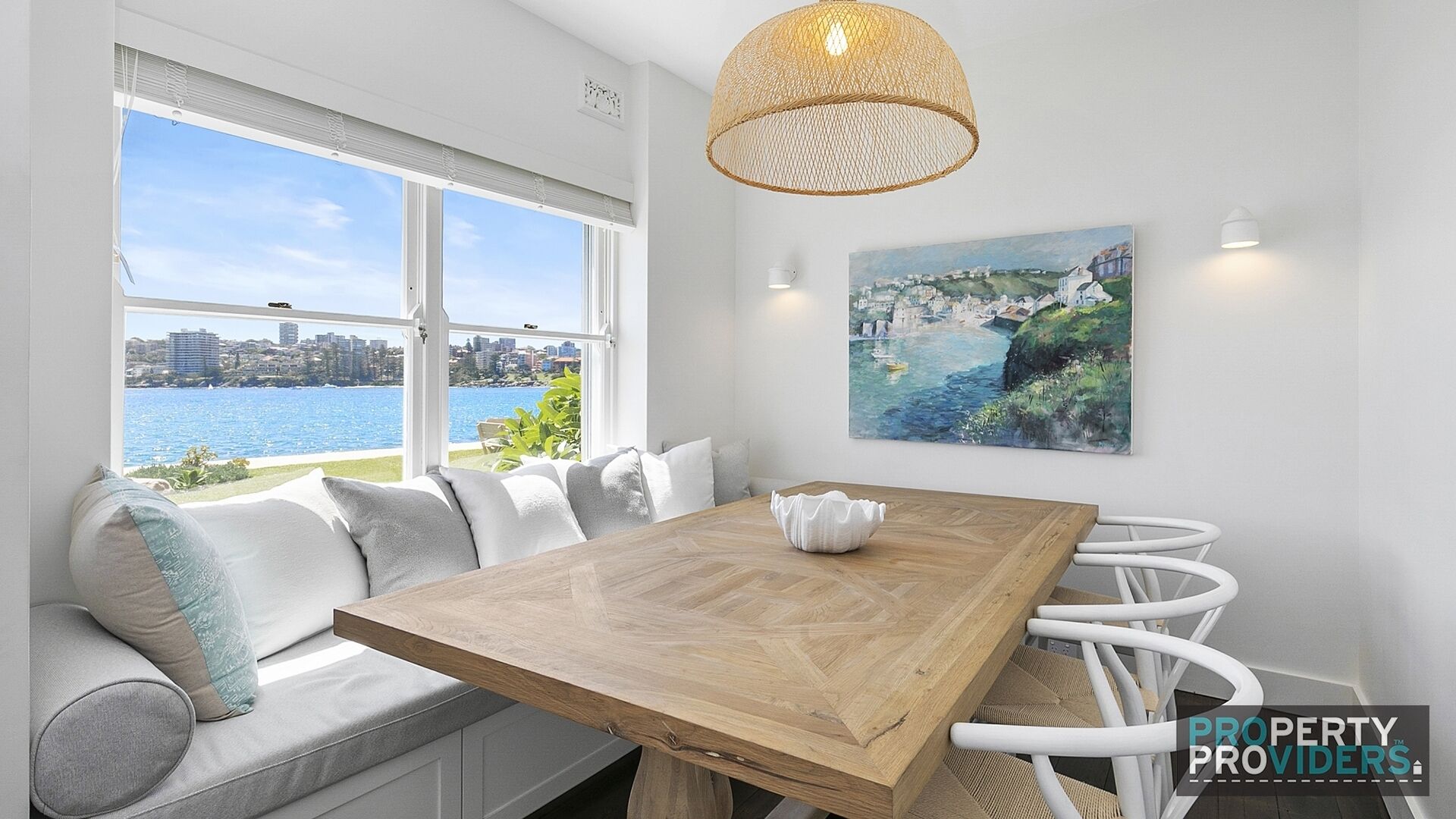 Manly Harbourside Executive Apartment — image 17