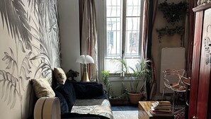Uklassifisert bilde, 3 av 16, knapp