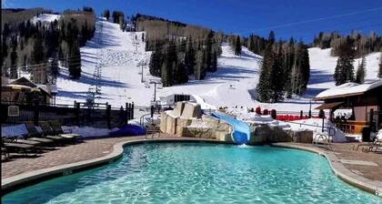 Ski-in Ski-out, Mountain View, Luxury Townhome, Purgatory Resort