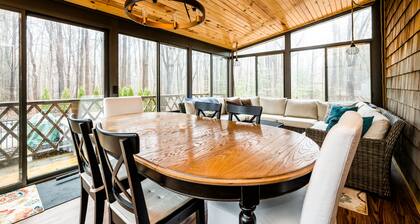 Gorgeous Lake View Home with Private Pool and Hot Tub!