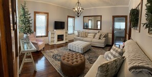 電視、足球機、串流服務