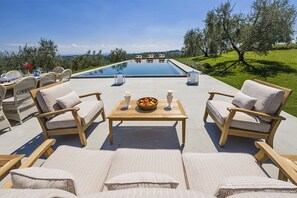 Outdoor dining - Villa Miniato by MMega (San Miniato)