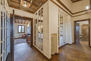 Interior - Villa Miniato by MMega (San Miniato)