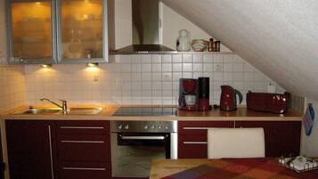Apartment (Fewo Höflich - Fewo 1 Heiderosenweg) | Dapur peribadi | Peti sejuk