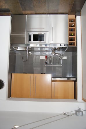 Apartment (Sternenwald) | Eigene Küche | Kühlschrank