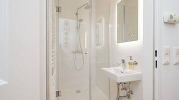 Apartment (Tabor Supreme) | Badezimmer