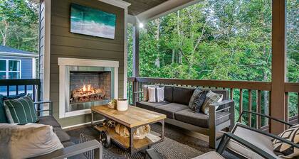 Lake Side Retreat at The Reserve w/ Golf Cart