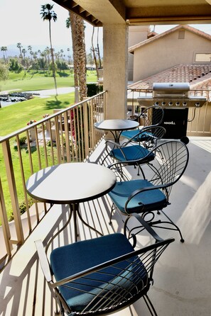 Outdoor dining - Completely Remodeled, Full Tennis Privileges, ALWAYS Clean at Palm Valley CC!!   (Palm Desert)