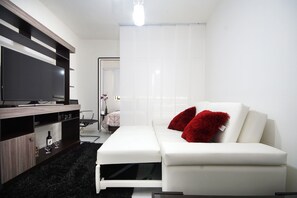 TV - Luxury apartment with A/C excellent location (cali)