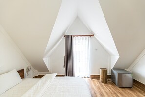 Minibar, Schreibtisch, schallisolierte Zimmer, kostenloses WLAN
