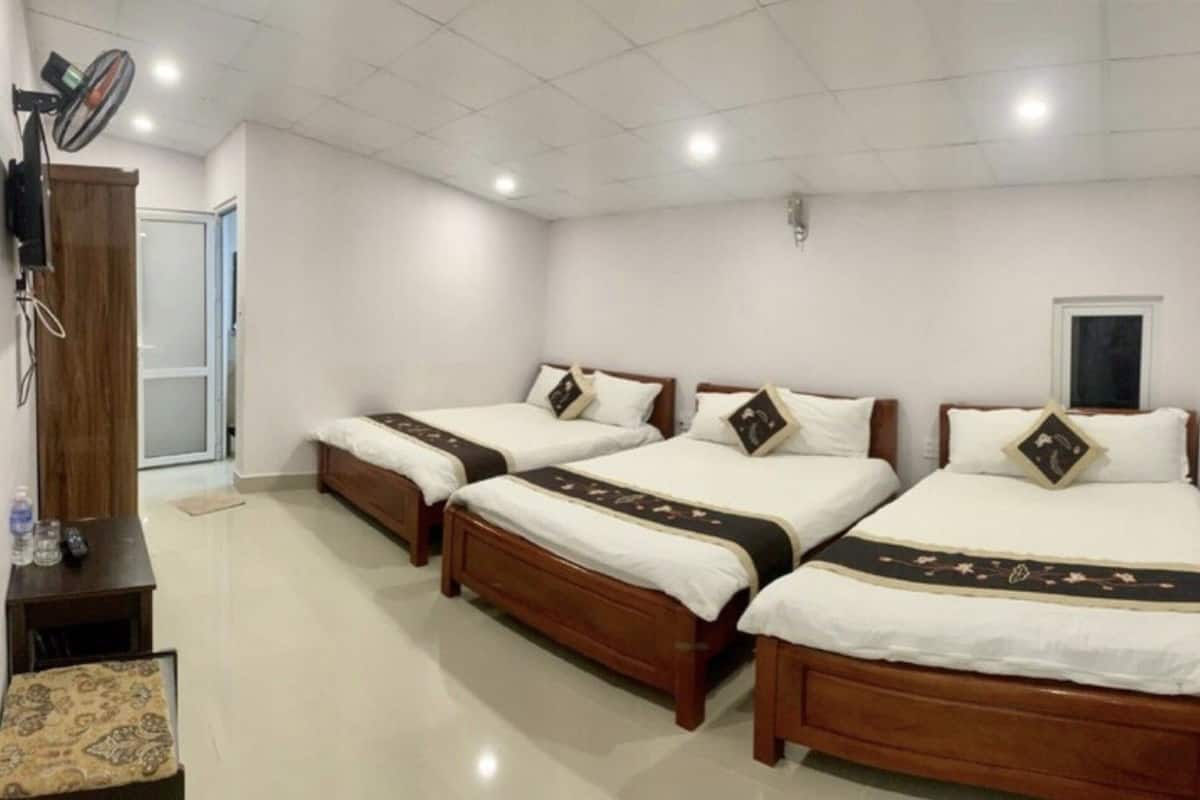 Phòng dành cho gia đình | 1 phòng ngủ, bàn, màn/rèm cản sáng