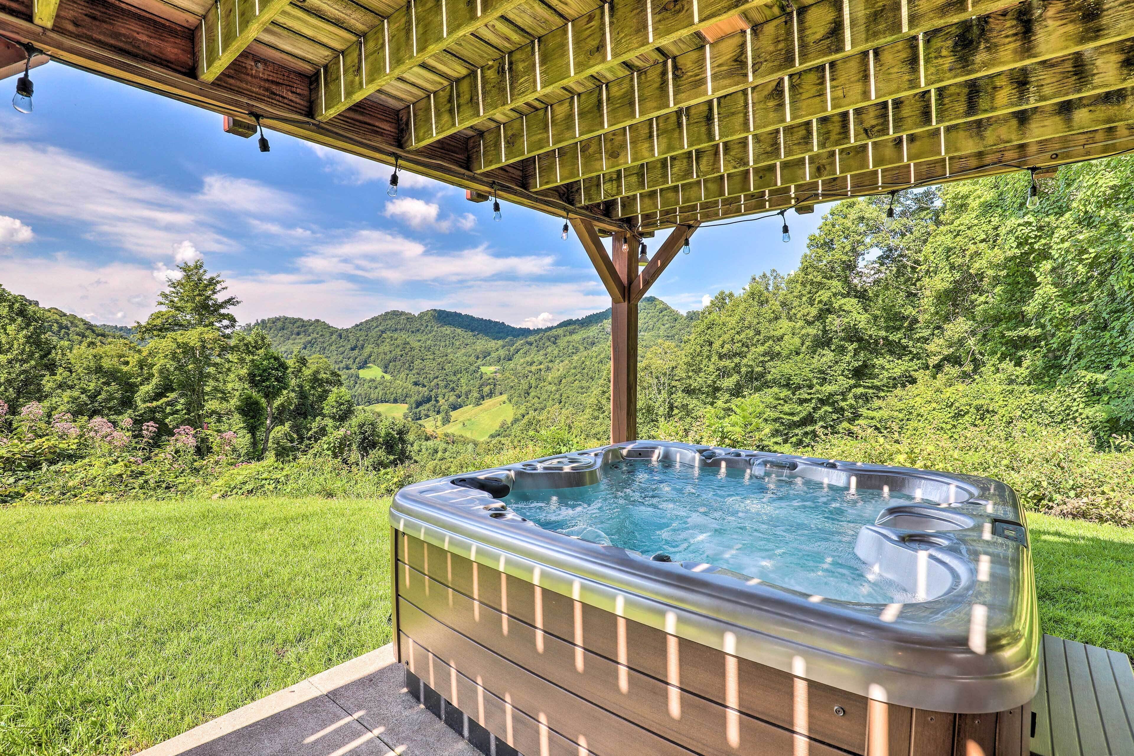 Bañera de hidromasaje al aire libre