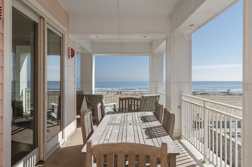TEQUILA SUNRISE.. LUXURY Oceanfront in Sandbridge