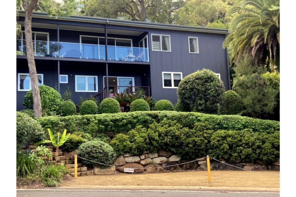 Surf'n Joey - Luxury one bedroom self contained suite. — image 27