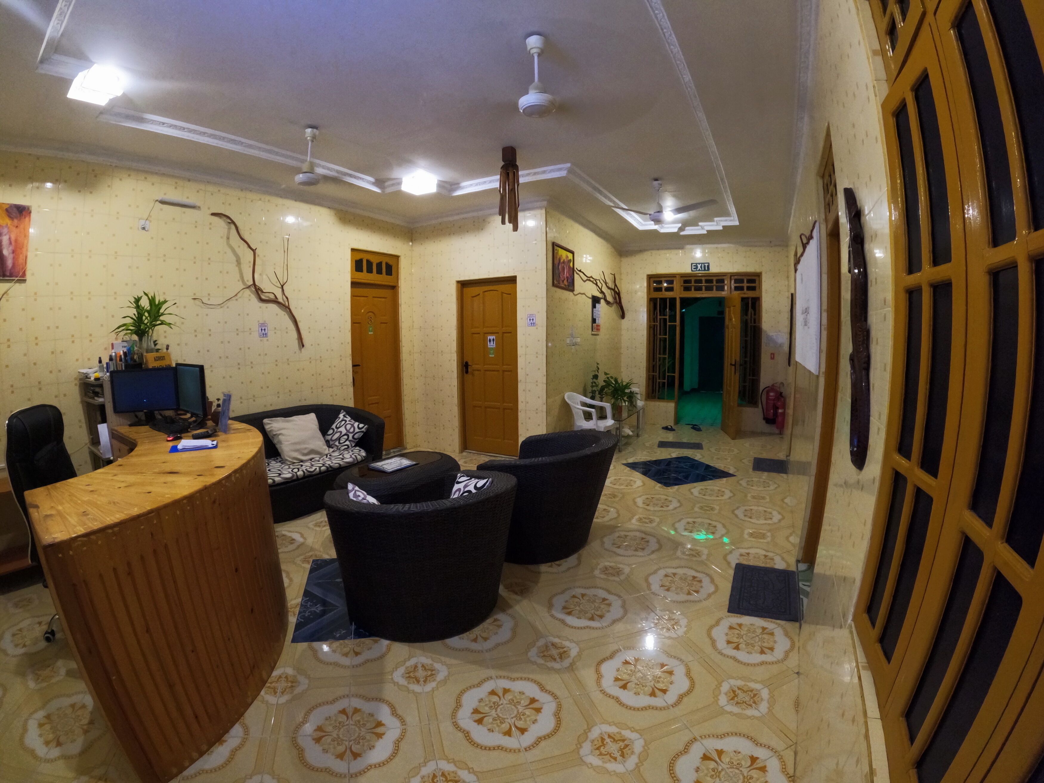 Check-in/check-out kiosk