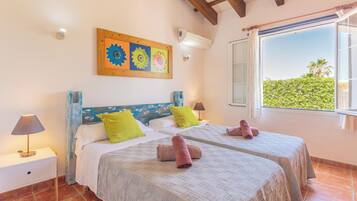 3 sovrum, strykjärn/strykbräda, gratis wi-fi och sängkläder