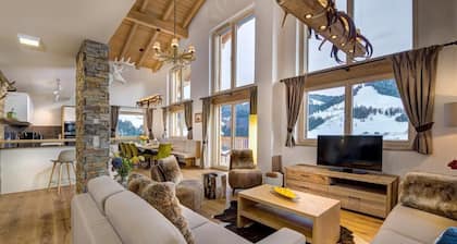 Luxuriöses und top ausgestattetes Chalet am Berg mit traumhaftem Weitblick!