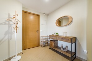 Imagen sin descripción, 3 de 50, botón