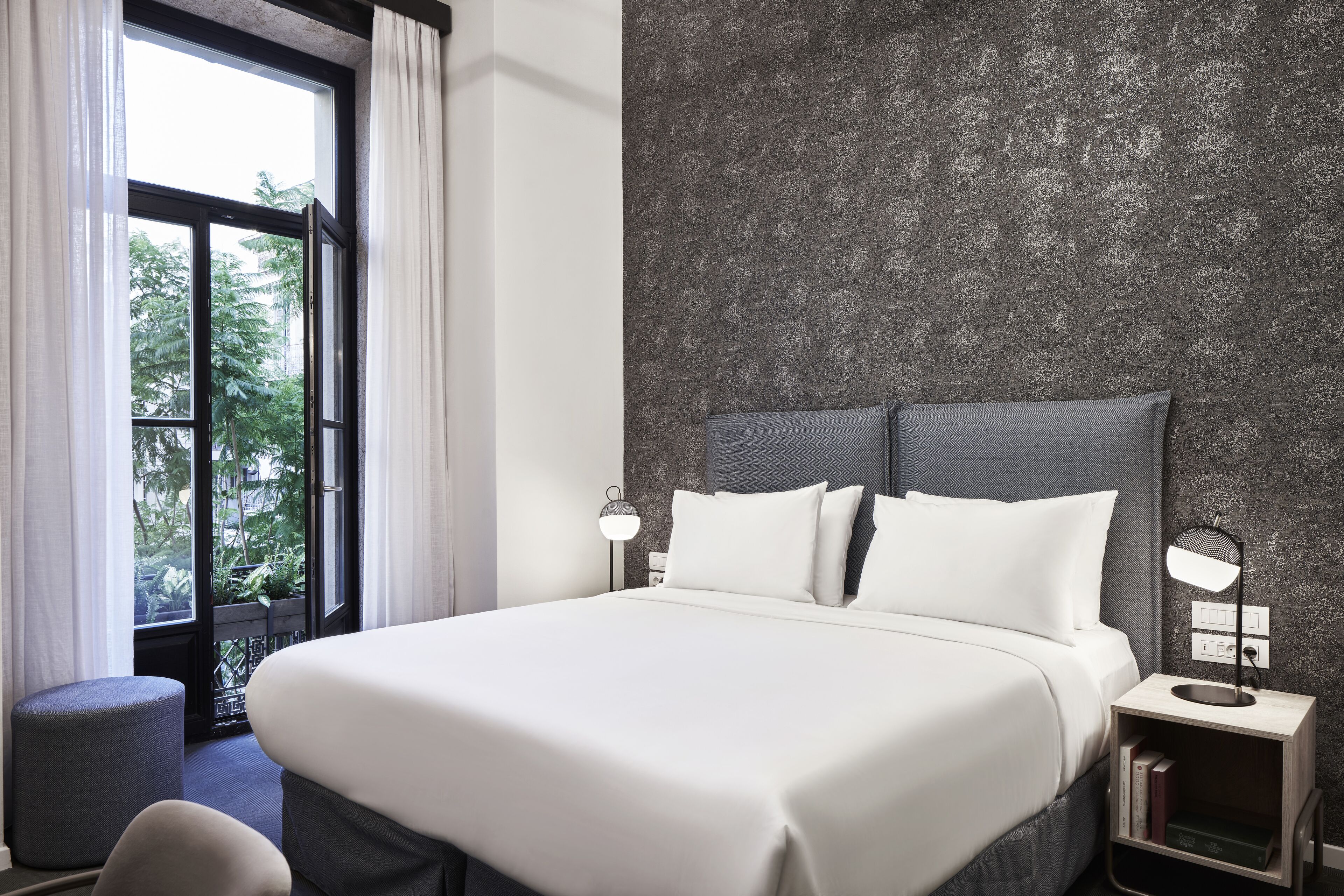 deluxe double room, balcony | 1 bedroom, egyptian cotton sheets, premium bedding, down duvets