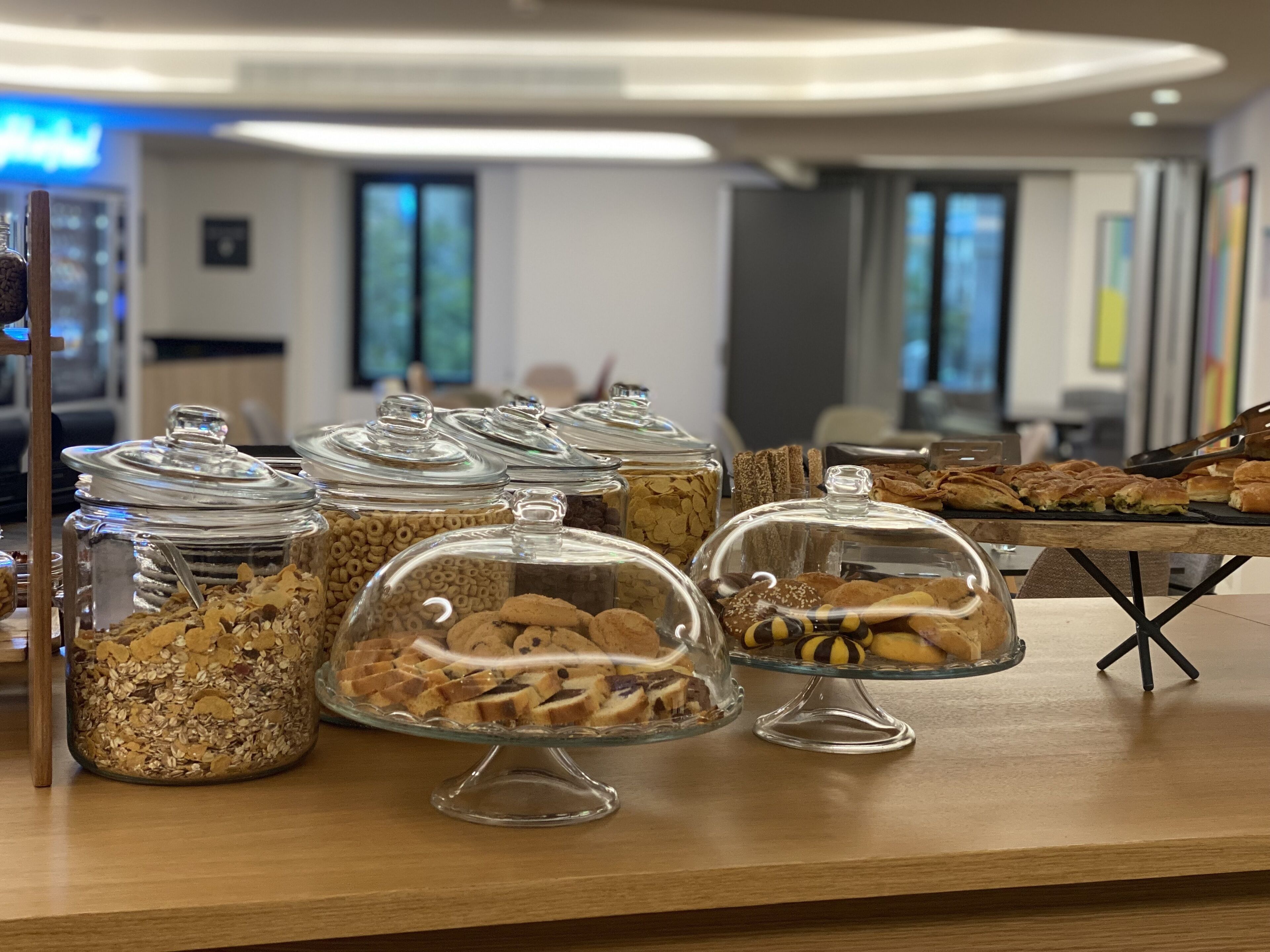 Daily buffet breakfast (EUR 13 per person)