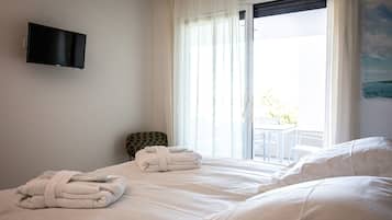 Quartos à prova de som, berços grátis, Wi-Fi de cortesia, roupa de cama