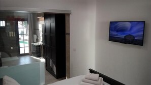 4 Schlafzimmer, Bügeleisen/Bügelbrett, kostenloses WLAN, Bettwäsche