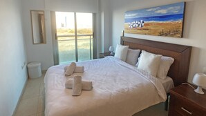 1 soverom, strykejern/-brett, wi-fi (inkludert) og sengetøy