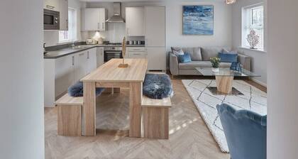 Host & Stay | Shipwrights