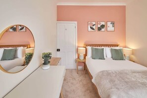 2 Schlafzimmer, Bügeleisen/Bügelbrett, kostenloses WLAN, Bettwäsche