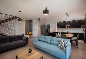 Family Villa, Multiple Beds, 2 Bathrooms, Mountainside (Luxury Pool Villa Dali) | Living area | 21-inch flat-screen TV with digital channels, TV, video-game console - Luxury Pool Villa Dali (Dicmo)