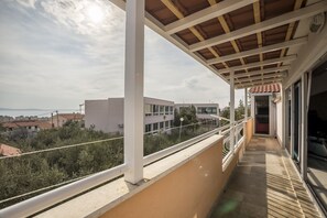 Comfort Apartment | Balcony
