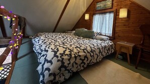 1 室のベッドルーム、デスク、WiFi、ベッドシーツ