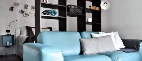 1 chambre, bureau, fer et planche à repasser, Wi-Fi