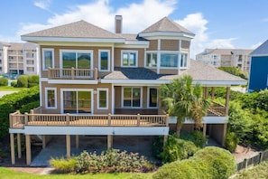 Exterior - Incredible Views! Spacious 4br/4.5ba waterfront home including private dock! (Wrightsville Beach)