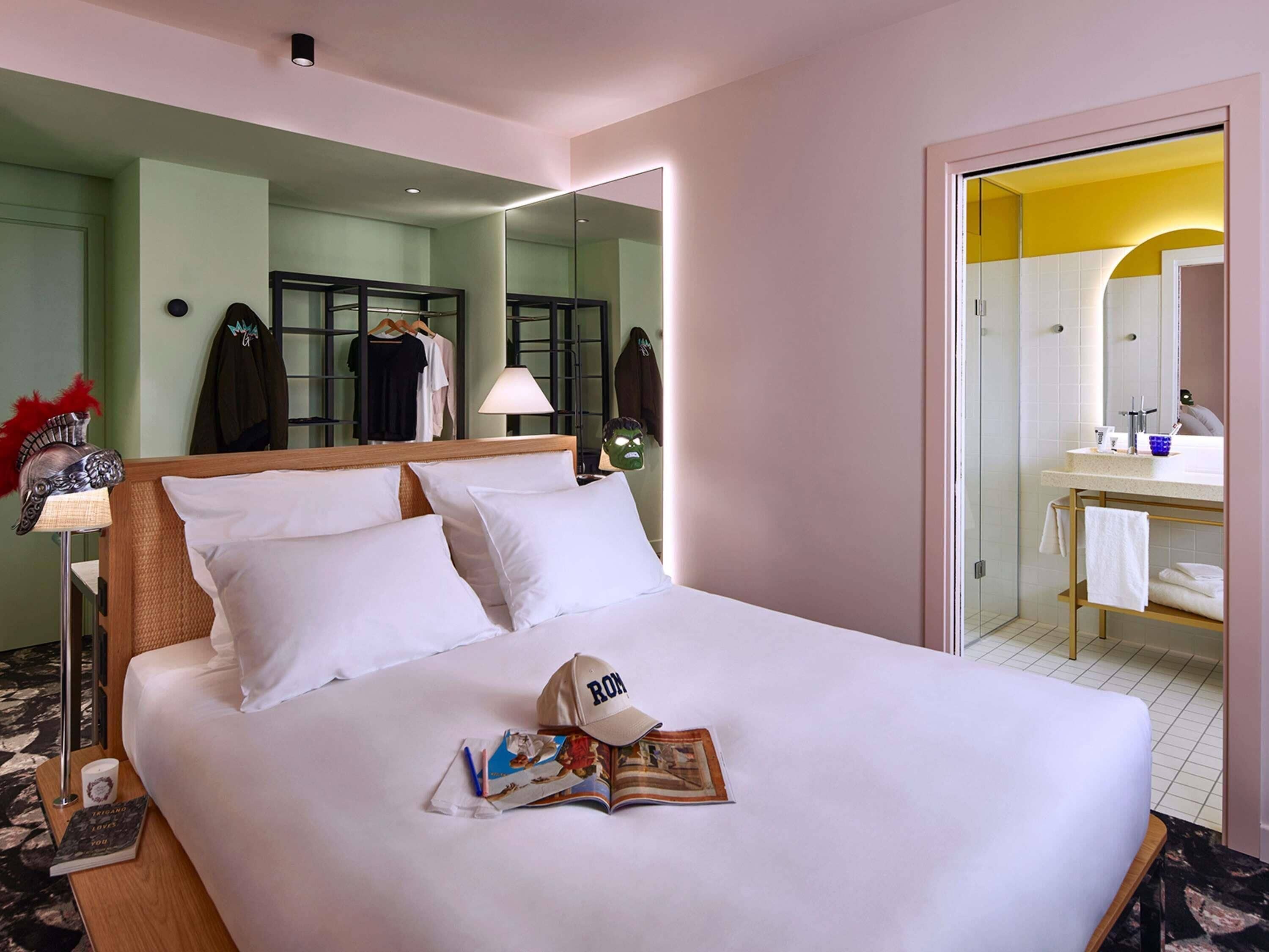 In-room safe, desk, laptop workspace, soundproofing