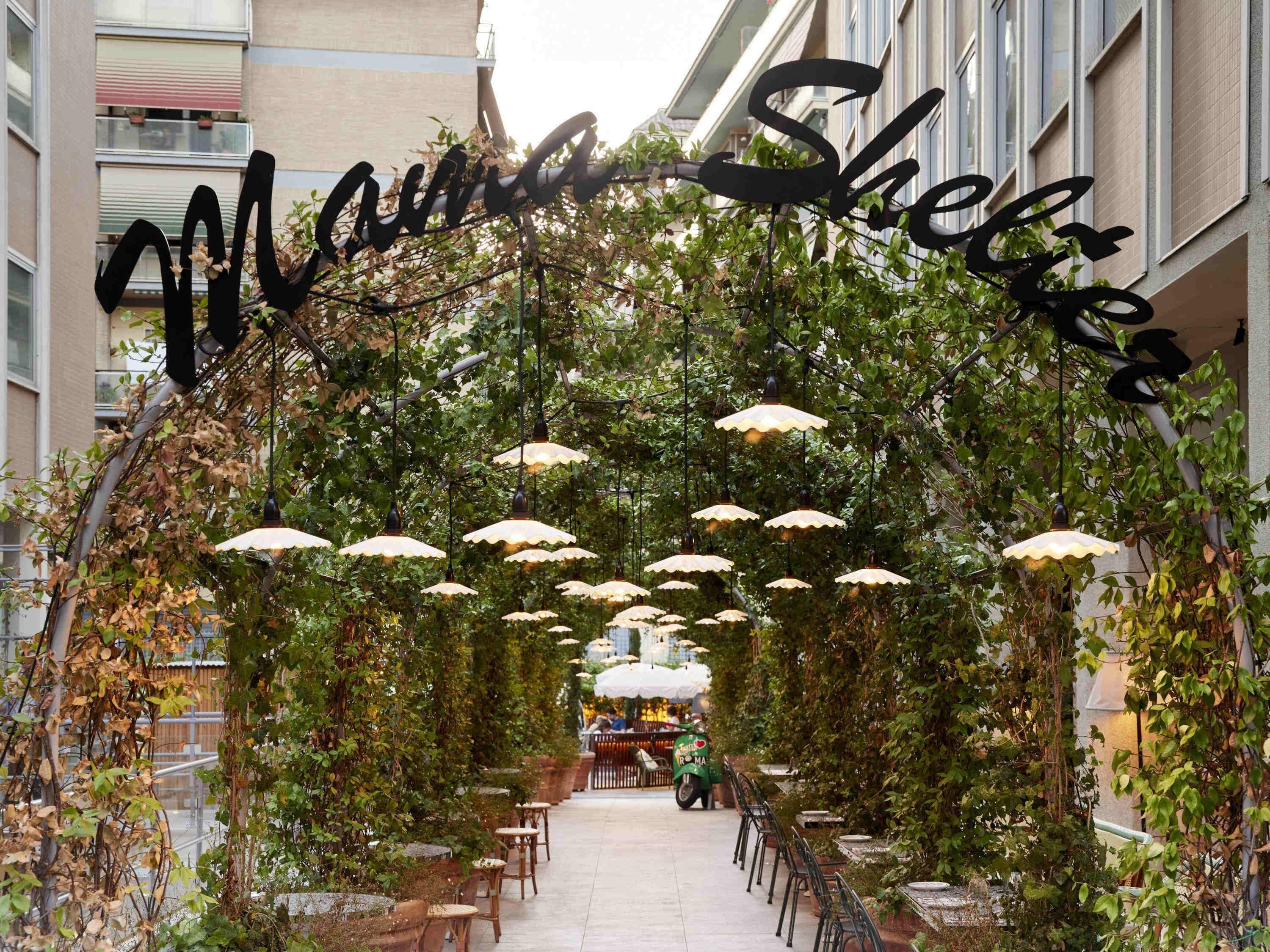 2 Restaurants, Pizza