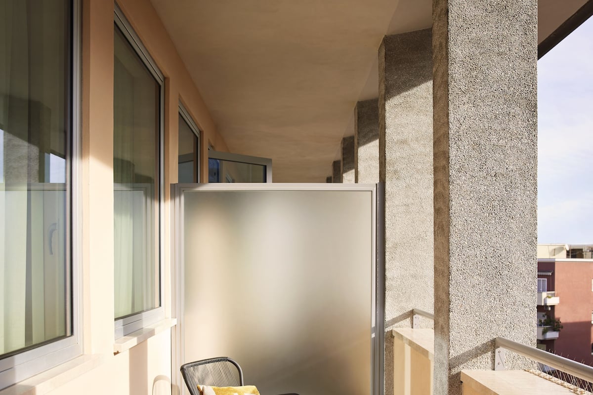 Room, 1 Double Bed, Balcony (Medium Mama) | 1 bedroom, in-room safe, desk, laptop workspace