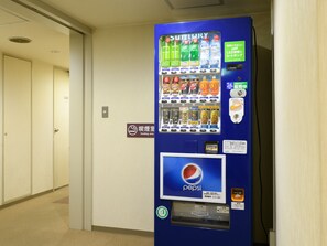 Vending machine - Tabist Ueda Station Hotel (Ueda)
