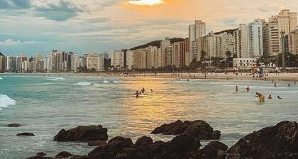 Guarujá - Apartamento Beira Mar - Praia Enseada - 100m Praia