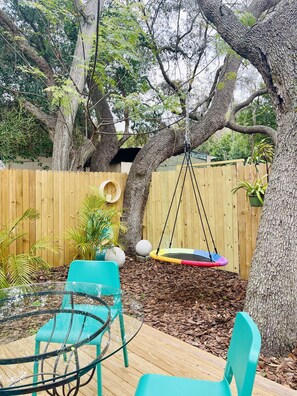 Property grounds - 💙Blue flower (🦋Pet friendly) (Largo)