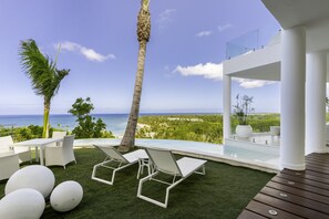 Outdoor pool, a heated pool - Casa Esferica (las terrenas)