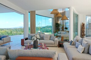 Smart TV, stereo - Casa Esferica (las terrenas)