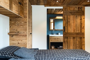5 chambres, fer et planche Ă repasser, Wi-Fi gratuit, draps fournis