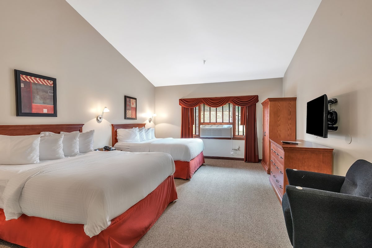 superior room | 1 bedroom, premium bedding, pillow-top beds, desk