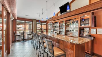 Bar (en la propiedad)