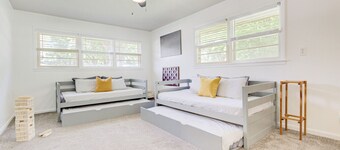 Base Camp | MHK - Walking Distance to Sports Complex