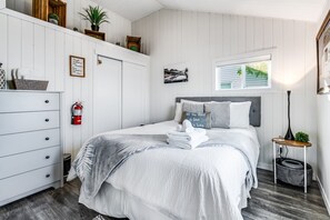 2 Schlafzimmer, Bügeleisen/Bügelbrett, kostenloses WLAN, Bettwäsche