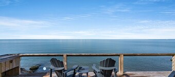 Point Pelee Beach Retreat | Hot Tub | Lake Erie
