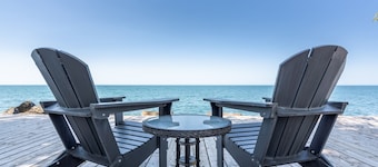 Lakefront Retreat on Lake Erie | Hot Tub + Point Pelee