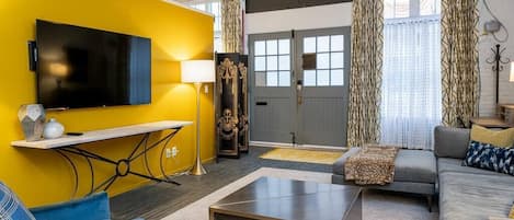 Smart TV, offices